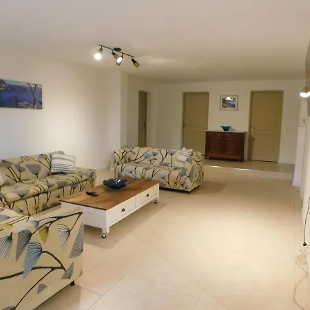 54 - Aiguebelle 250m Apartman Le Lavandou