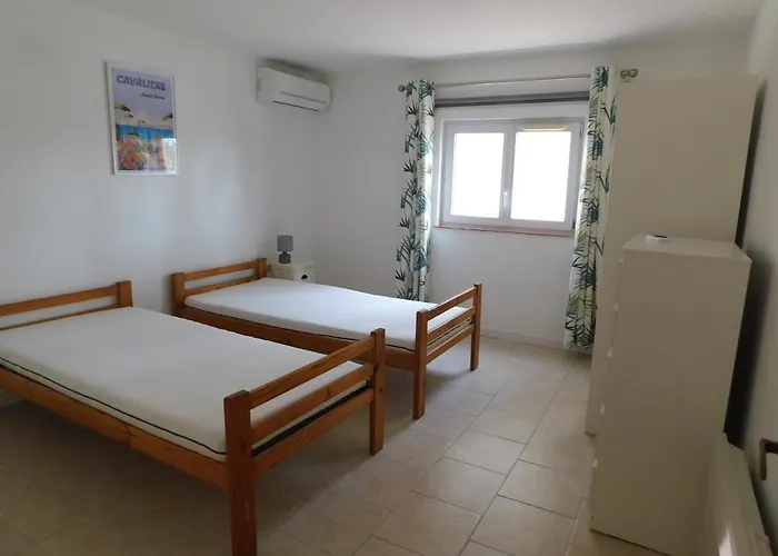 54 - Aiguebelle 250m Apartman