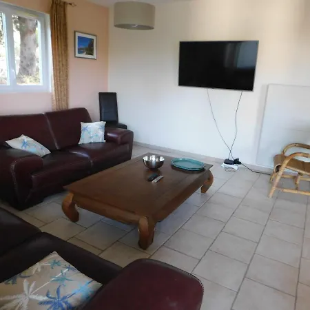 54 - Aiguebelle 250m Apartman Le Lavandou